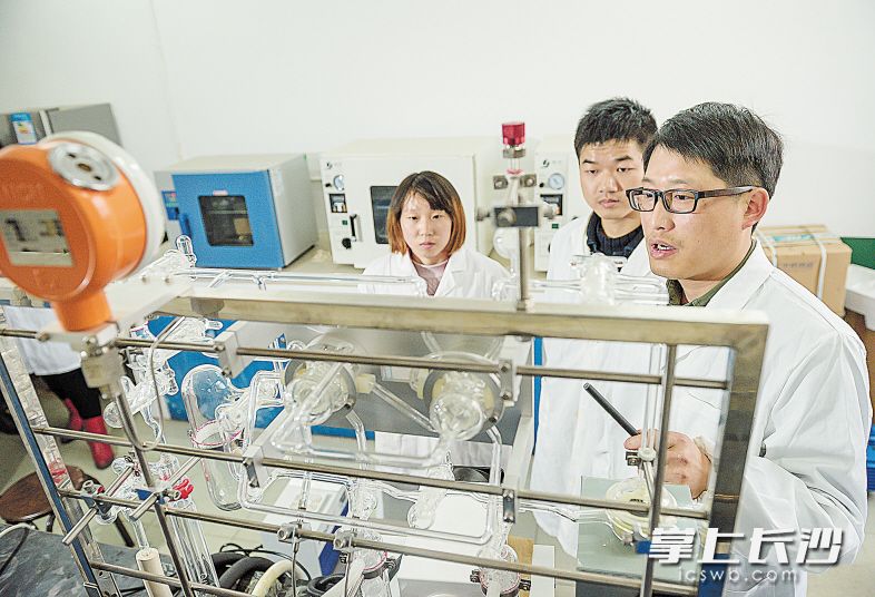 截至今年5月，ky官方网站拥有省“十二五”重点建设学科4个、省重点实验室1个、省高校重点实验室1个。